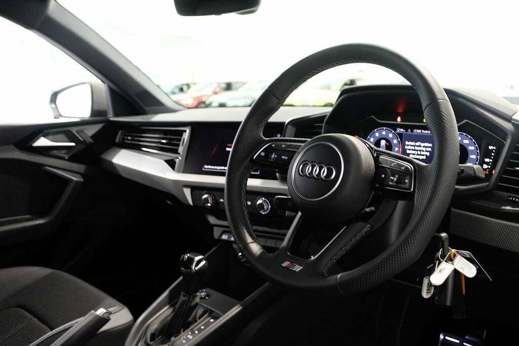 Audi A1 30 Tfsi S Line S Tronic BV75ATZ Grey #6