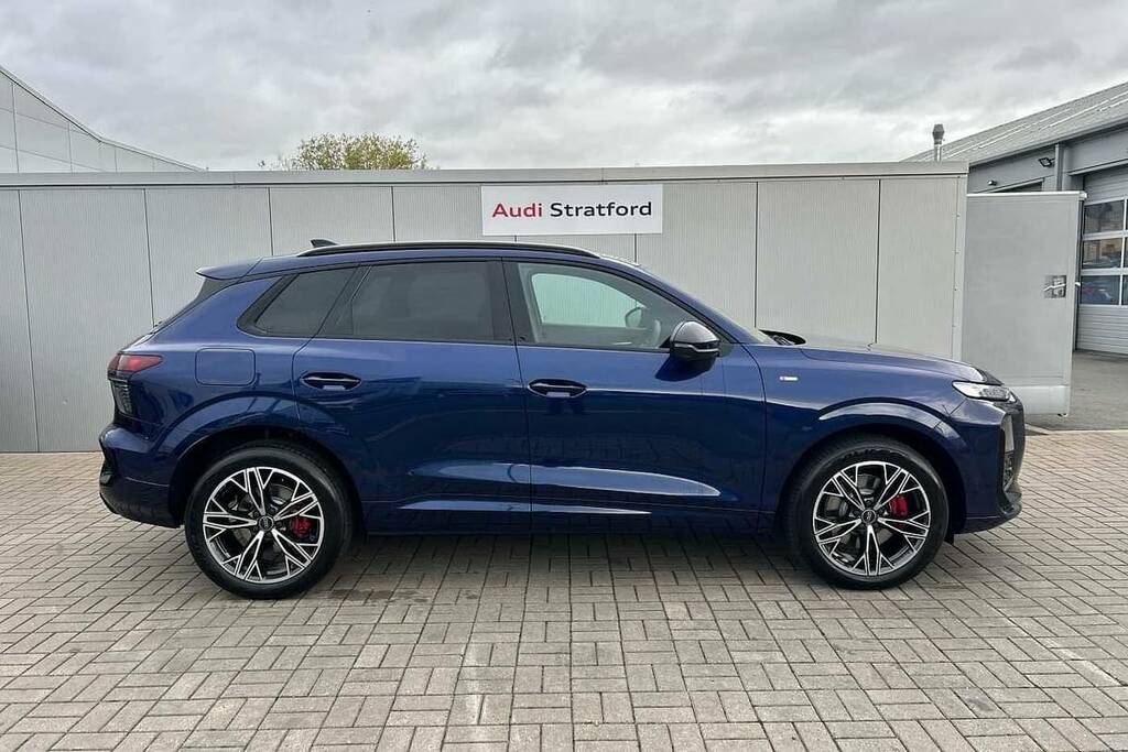 Audi Q3 2.0 Tfsi 265 Quattro Launch Edition S Tronic VK75MWM Blue #4
