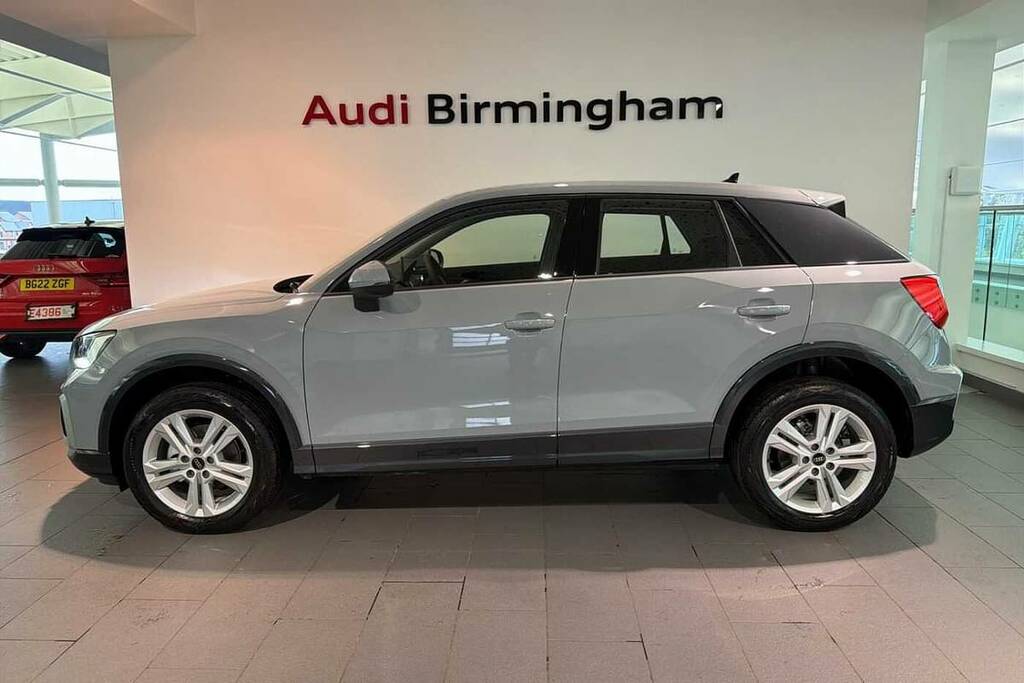 Audi Q2 35 Tfsi Sport S Tronic BD75DFO Grey #4