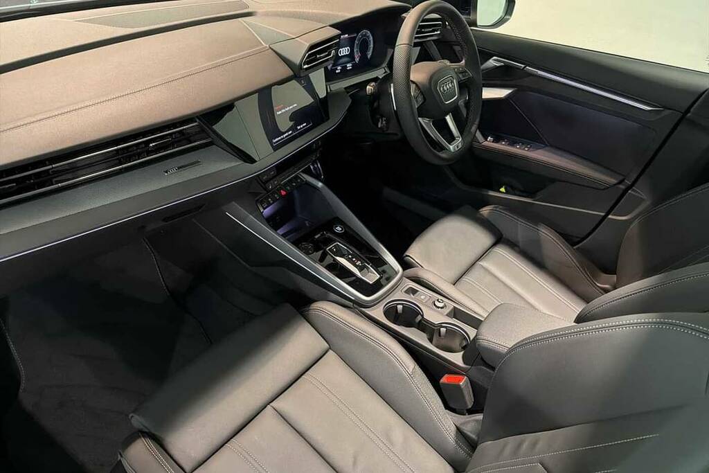 Audi A3 35 Tfsi S Line S Tronic BD75DFF Blue #2