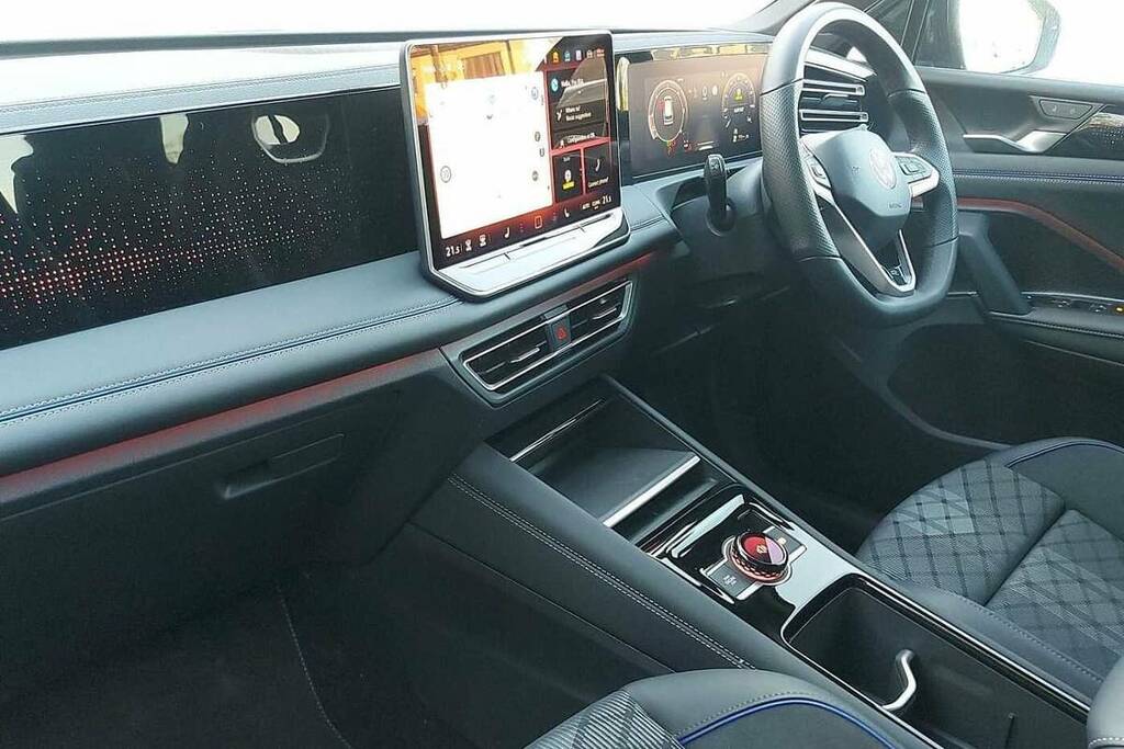Volkswagen Tiguan 2.0 Tdi R-line Dsg BJ75SBV Grey #2