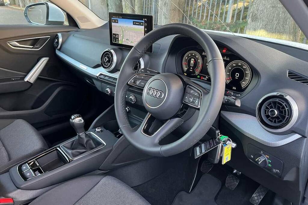 Audi Q2 35 Tfsi Sport BJ75VFK White #6
