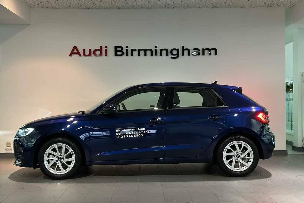 Audi A1 30 Tfsi Sport S Tronic Blue #4