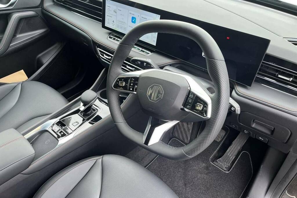 MG HS 1.5 T-gdi Phev Trophy Black #4