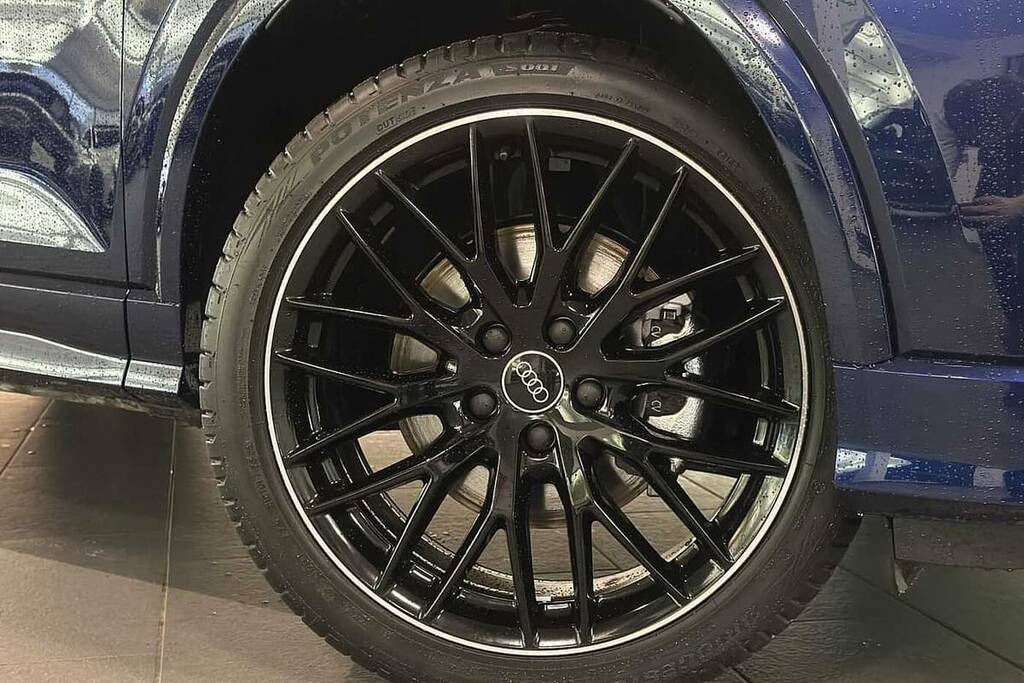 Audi Q2 35 Tfsi Black Edition S Tronic Blue #5