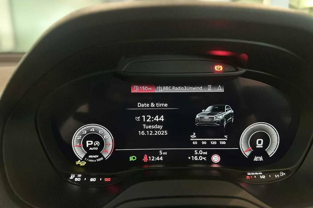 Audi Q2 35 Tfsi Black Edition S Tronic Blue #6