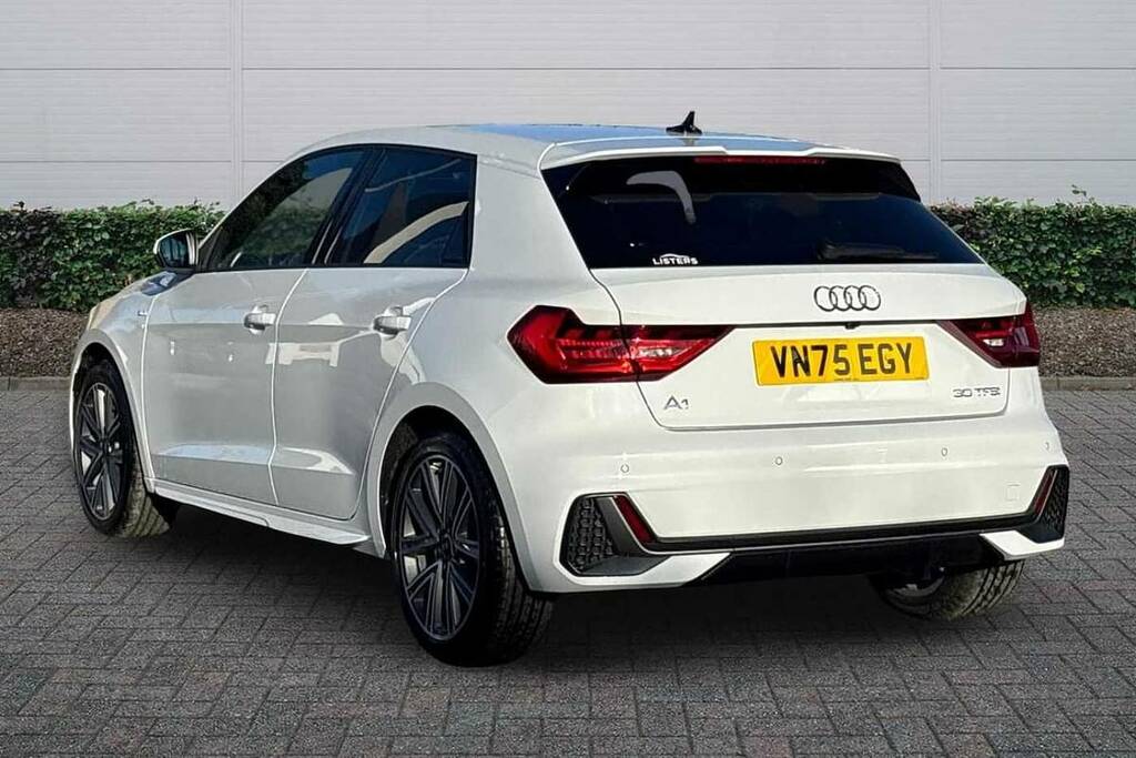 Audi A1 30 Tfsi S Line S Tronic VN75EGY White #3