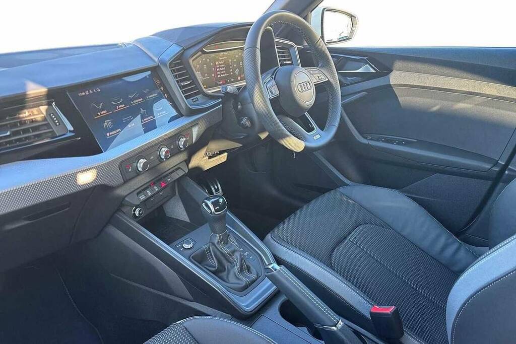 Audi A1 30 Tfsi S Line S Tronic VN75EGY White #2