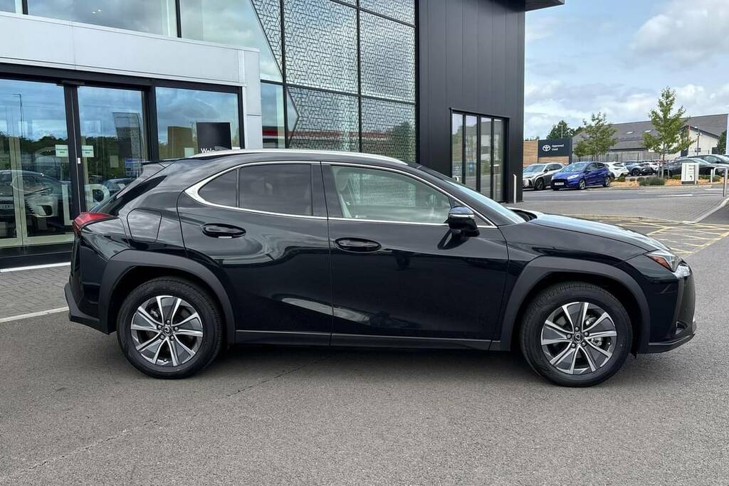 Lexus UX 300E 150Kw 72.8 Kwh E-cvt Premium Plus Pack Black #4