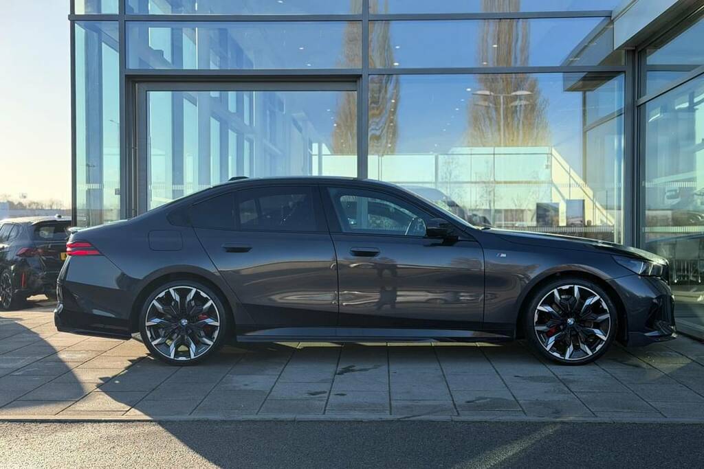 BMW 5 Series 520I M Sport Pro AO75KVU Grey #3