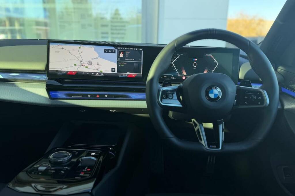 BMW 5 Series 520I M Sport Pro AO75KVU Grey #6