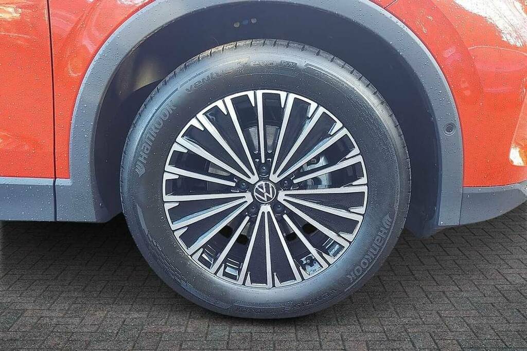 Volkswagen Tiguan 1.5 Etsi 150 Match Dsg BV75UNP Red #5