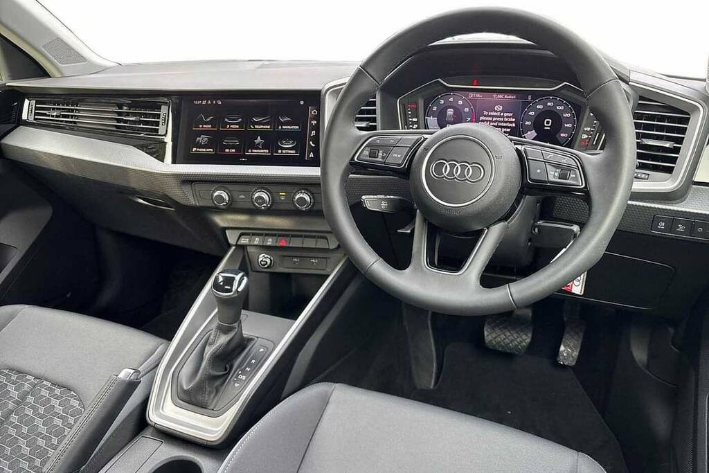 Audi A1 30 Tfsi Sport S Tronic VK75YUN Black #6