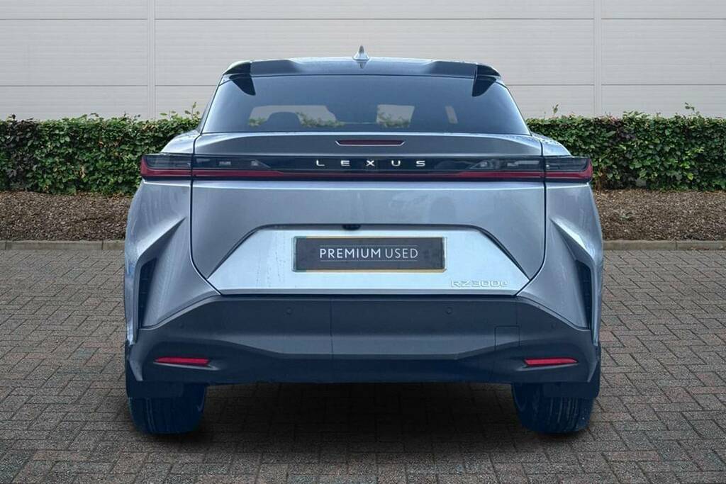 Lexus RZ 300E 150Kw Premium 71 Kwh FV75MZY  #4