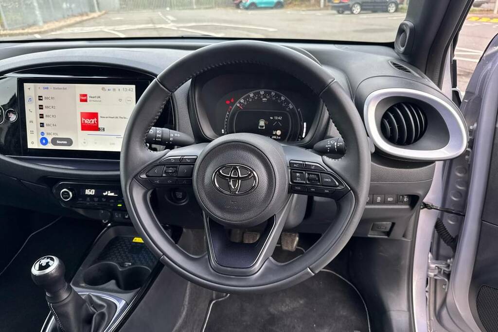 Toyota Aygo X 1.0 Vvt-i Jbl Edition VU25LBG  #6