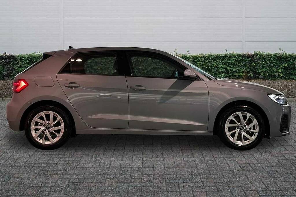 Audi A1 30 Tfsi Sport S Tronic BL75XGY Grey #4
