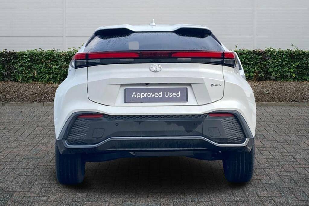 Toyota C-Hr 1.8 Hybrid Design Cvt WN75UHS White #4