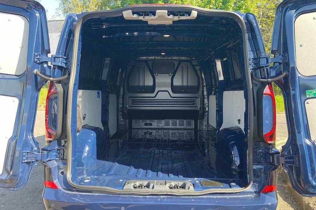 Volkswagen E-Transporter 100Kw 65Kwh Commerce Pro Van VK25TGY Blue #6