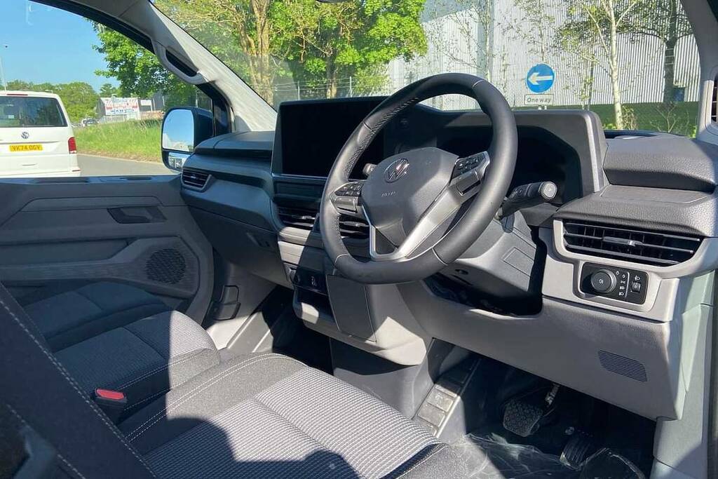 Volkswagen E-Transporter 100Kw 65Kwh Commerce Pro Van VK25TGY Blue #5