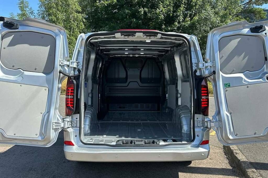 Volkswagen Transporter 2.0 Tdi 150 Commerce Pro Van VN25URO Grey #6