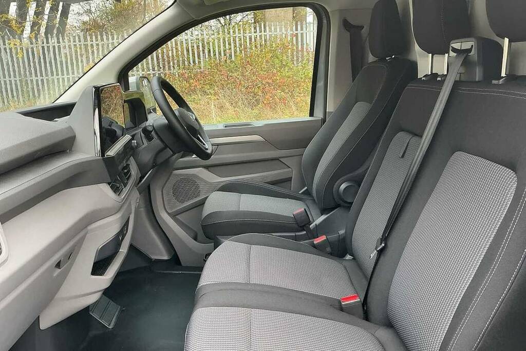 Volkswagen E-Transporter 160Kw 65Kwh Commerce Pro Van BD75SOE Grey #2