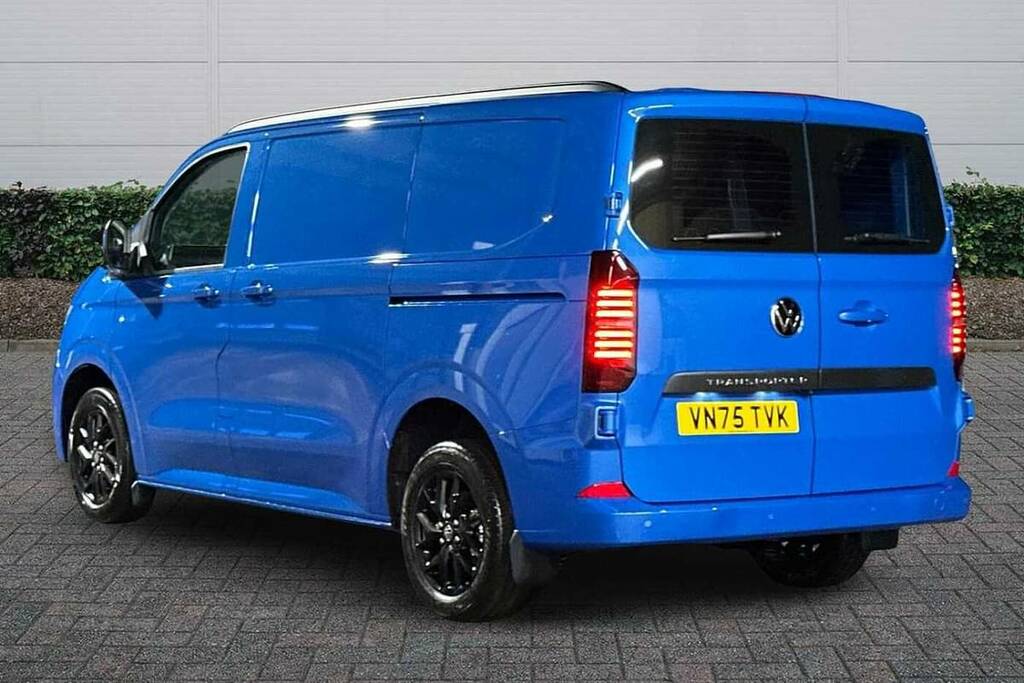 Volkswagen Transporter 2.0 Tdi 150 Commerce Pro Van VN75TVK Blue #3