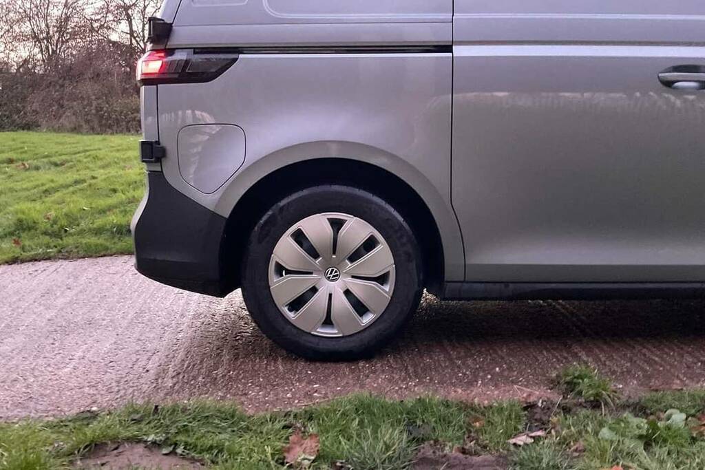 Volkswagen ID.Buzz 210Kw Commerce 79Kwh Silver #4