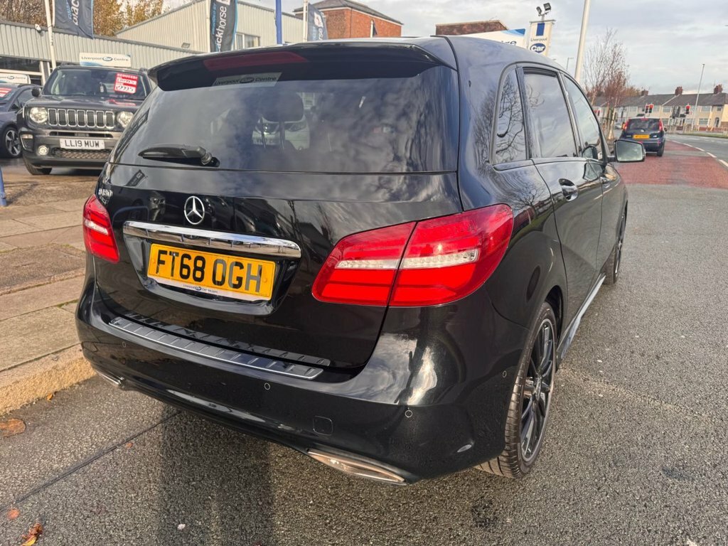 Mercedes-Benz B Class 1.6L Amg Line Black #3