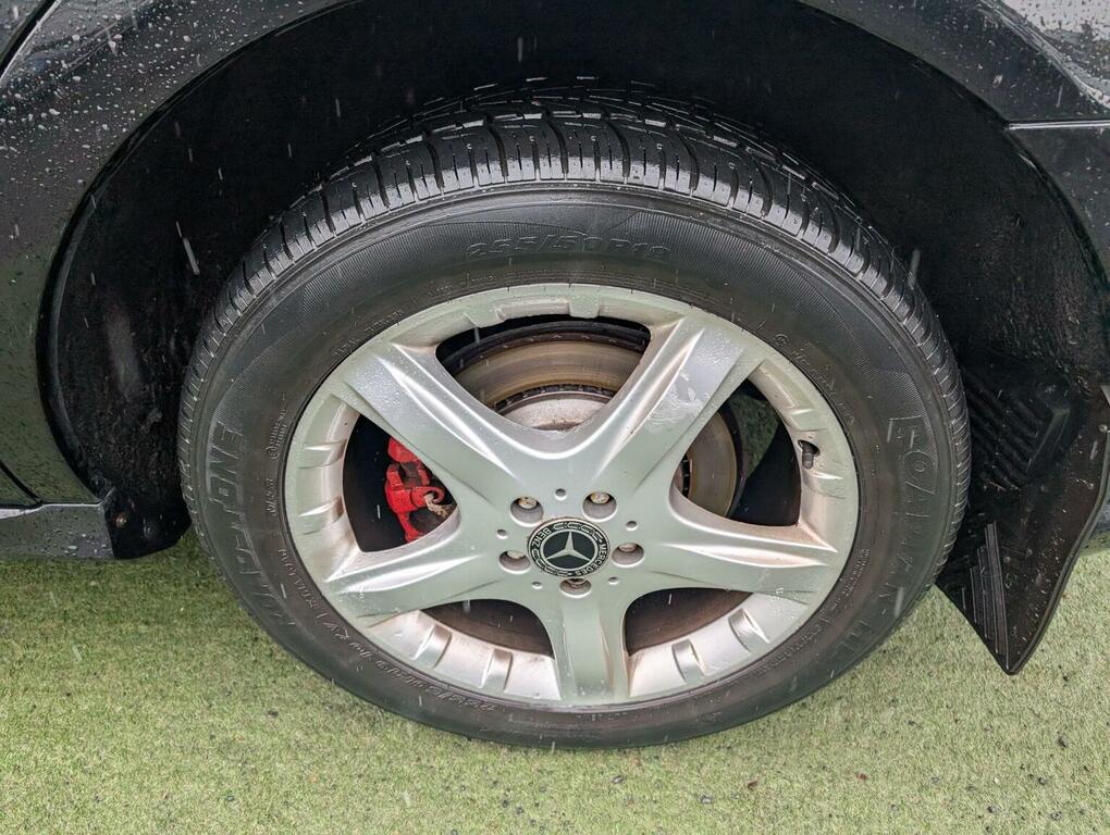 Mercedes-Benz R Class Mpv Black #23