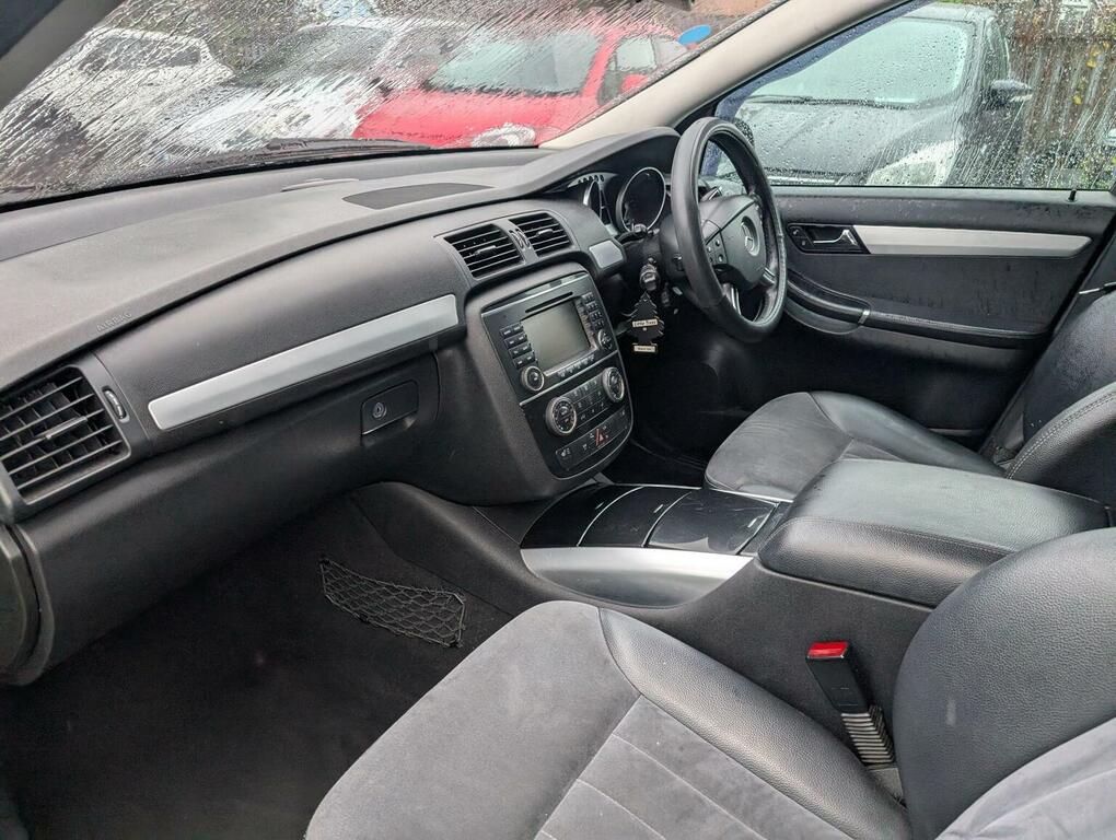 Mercedes-Benz R Class Mpv Black #30