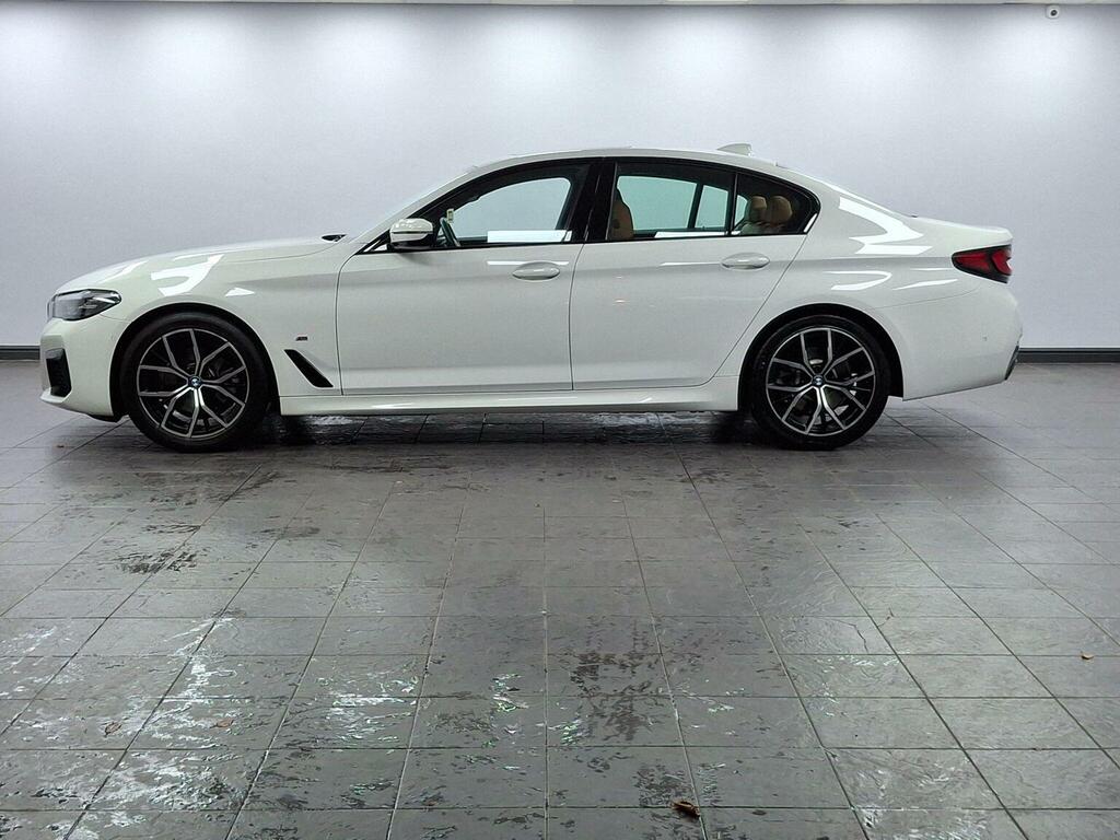 BMW 5 Series Saloon 2.0 520D Mht M Sport Steptronic Euro 6 Ss EF72PKA White #2