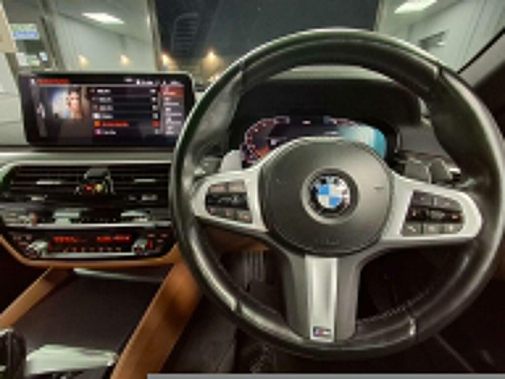 BMW 5 Series Saloon 2.0 520D Mht M Sport Steptronic Euro 6 Ss EF72PKA White #3