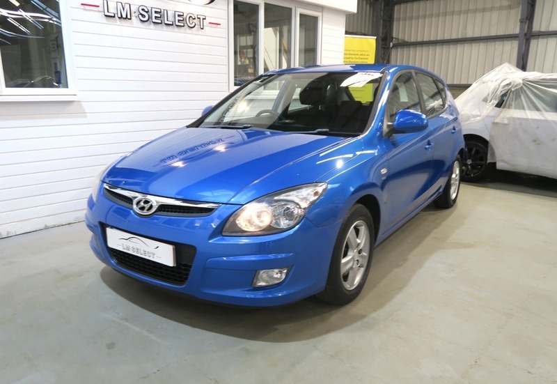 Hyundai I30 Crdi Comfort 115 Blue #3