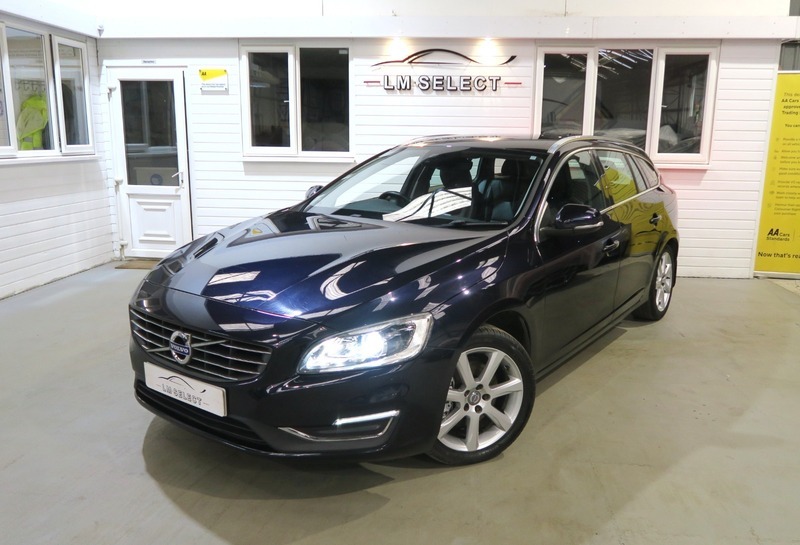 Volvo V60 D4 Se Lux Nav PX66WDA Blue #3