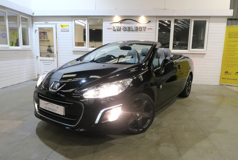 Peugeot 308 CC Roland Garros Navigation Version Black #2