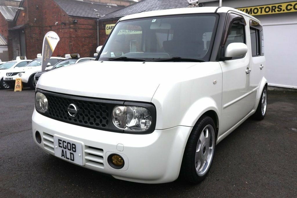 Nissan Cube 1.5 L Brown #23