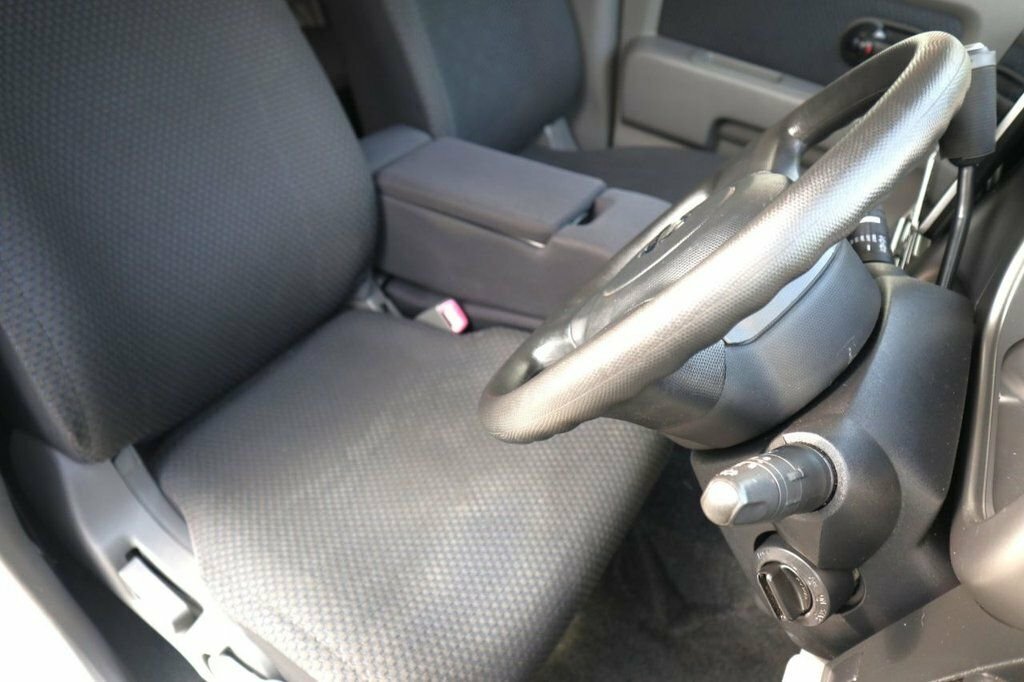 Nissan Cube 1.5 L Brown #9