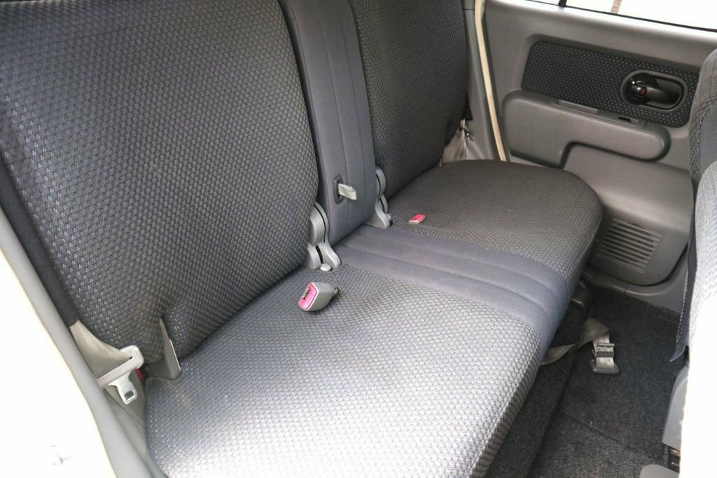 Nissan Cube 1.5 L Brown #15