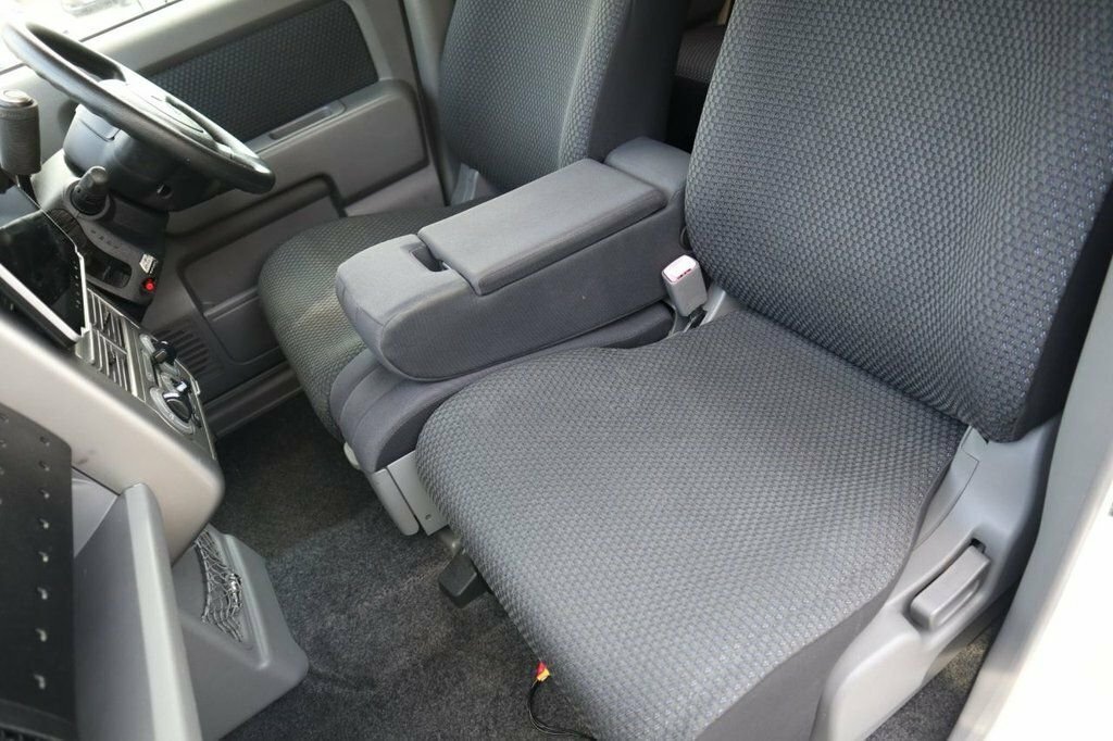 Nissan Cube 1.5 L Brown #12