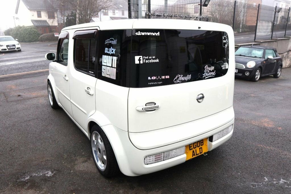 Nissan Cube 1.5 L Brown #18