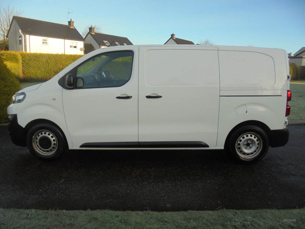 Citroen Dispatch 1000 1.5 Bluehdi 100 Van Enterprise Pro WN22VEK White #5