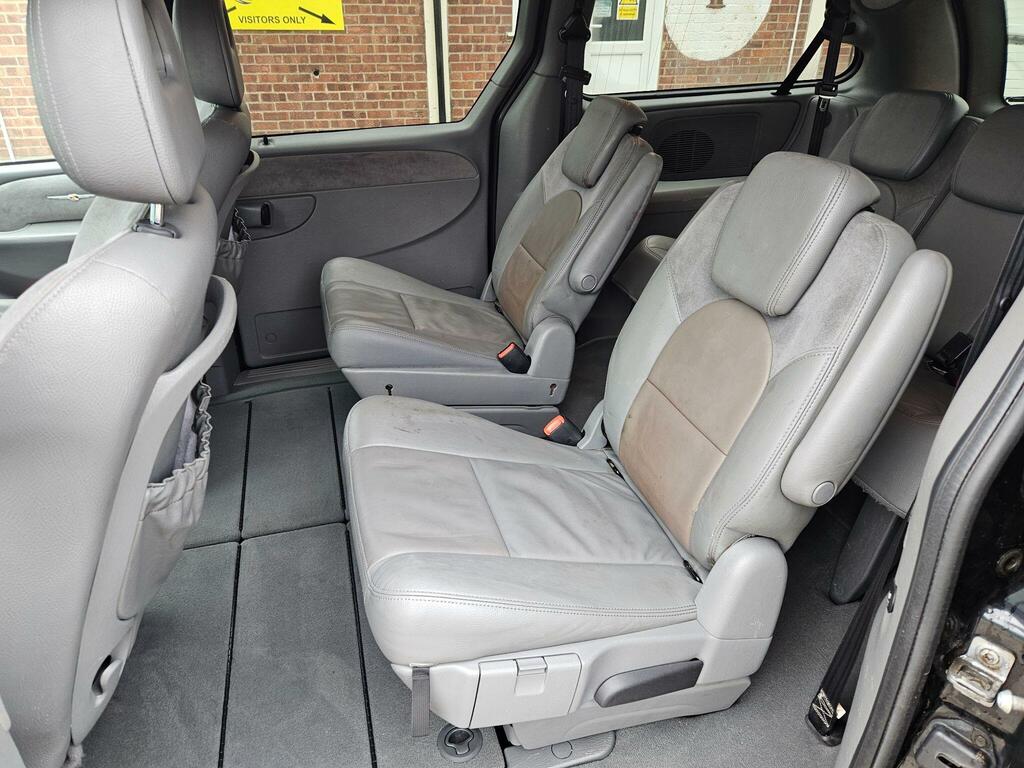 Chrysler Grand Voyager 2.8 Crd Limited Mpv Euro 4 161 Bh Black #16