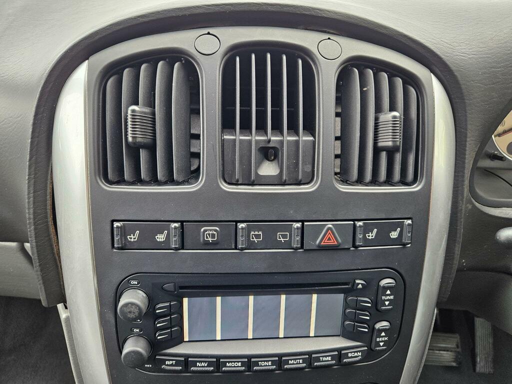Chrysler Grand Voyager 2.8 Crd Limited Mpv Euro 4 161 Bh Black #26