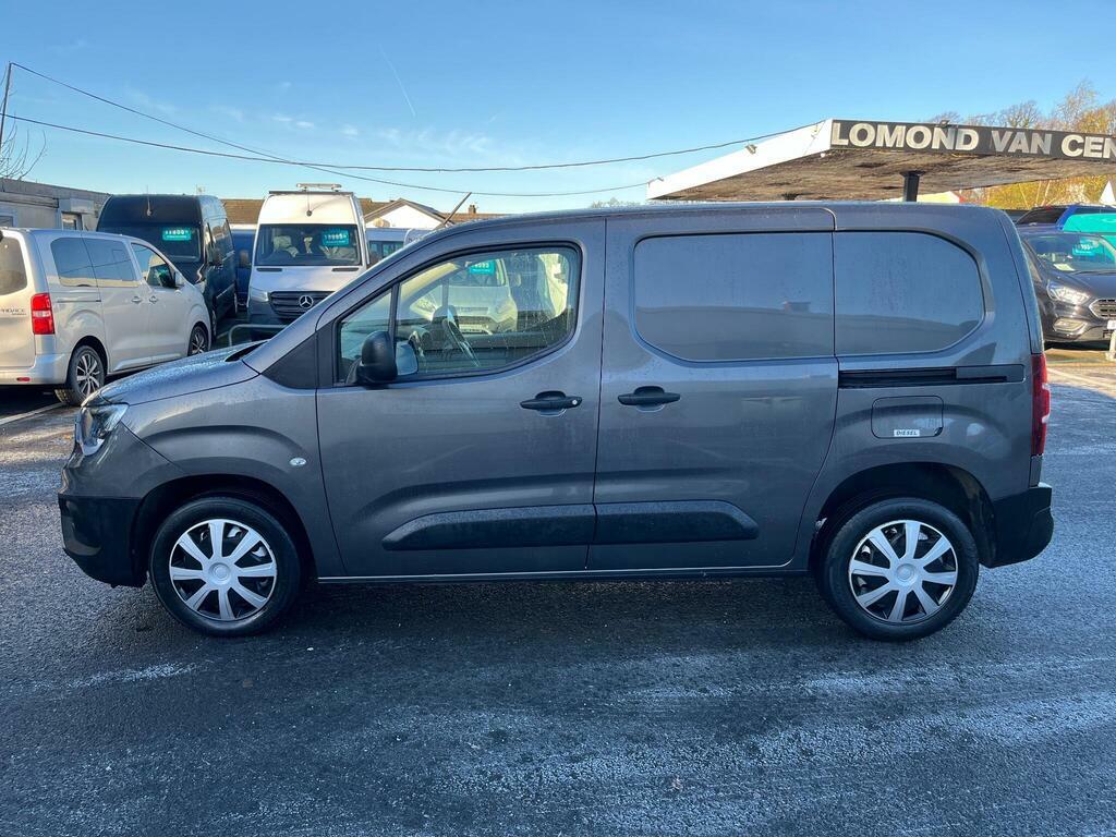 Vauxhall Combo 1.5 Turbo D 2300 Dynamic L1 H1 Euro 6 DH21AVO Grey #2