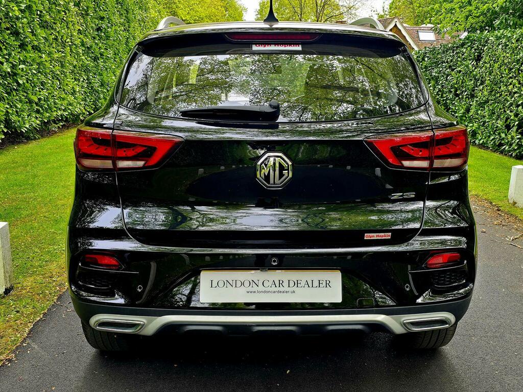 MG ZS Suv 1.5 Vti-tech Exclusive 2021 KP71YVX Black #2