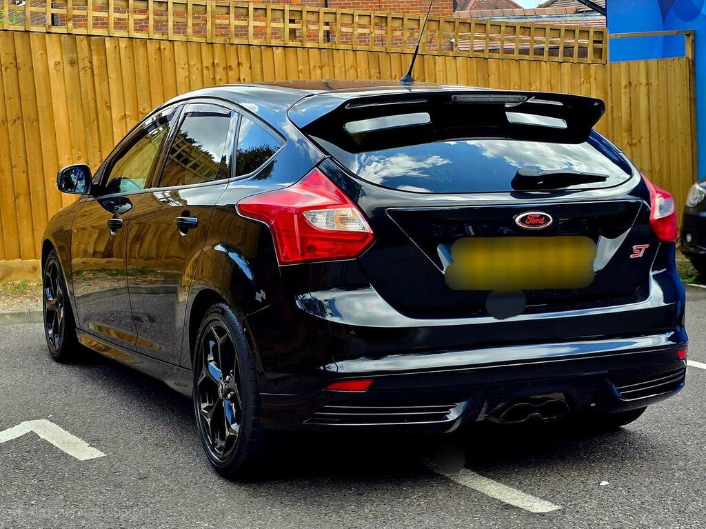 Ford Focus Hatchback 2.0 T Ecoboost St-2 2014 MX64WRJ Black #4