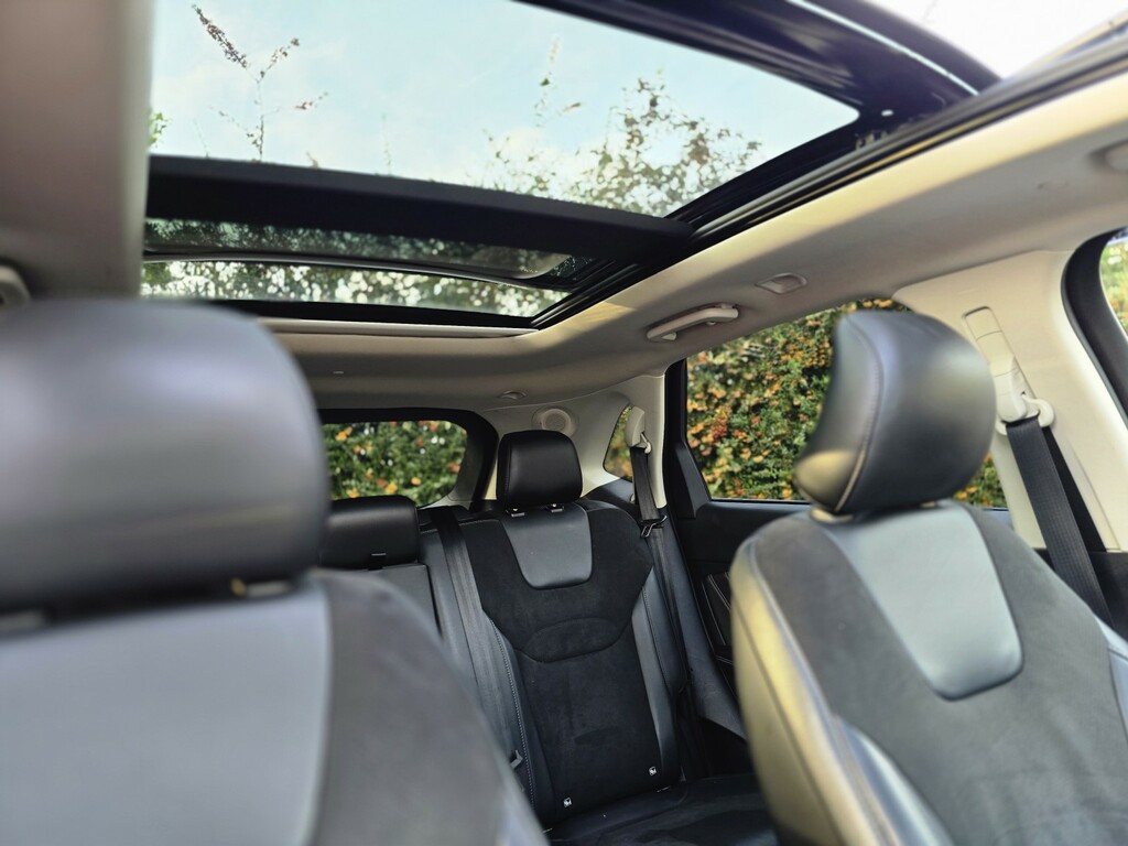 Ford Edge Suv 2.0 Tdci St-line 2018 YX18PWJ White #4