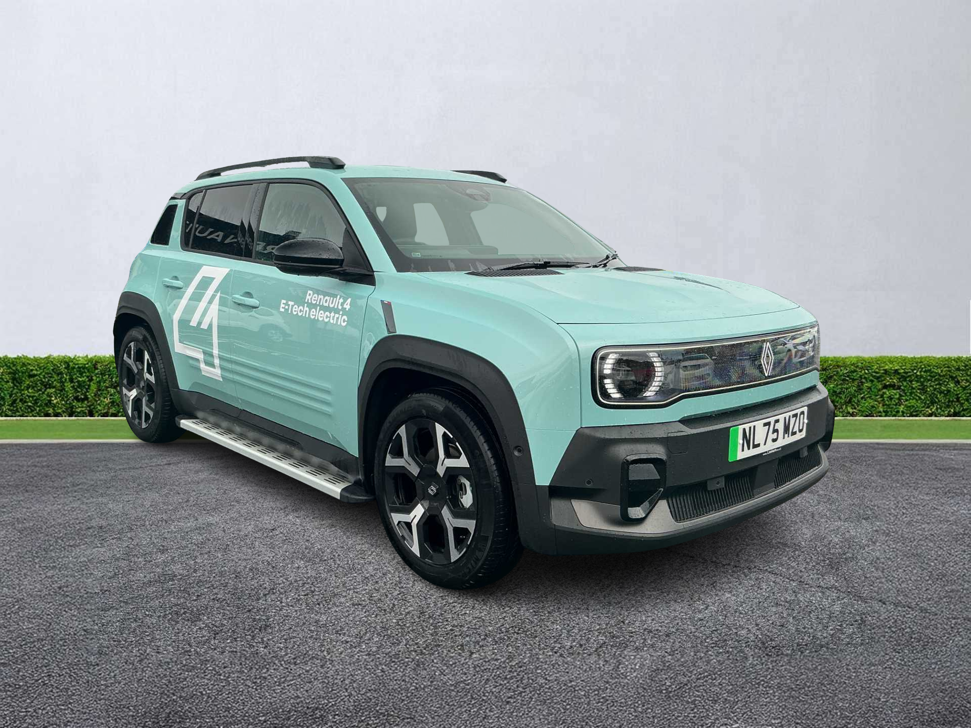 Renault 4 E-Tech 110Kw Techno 52Kwh Comfort Range Green