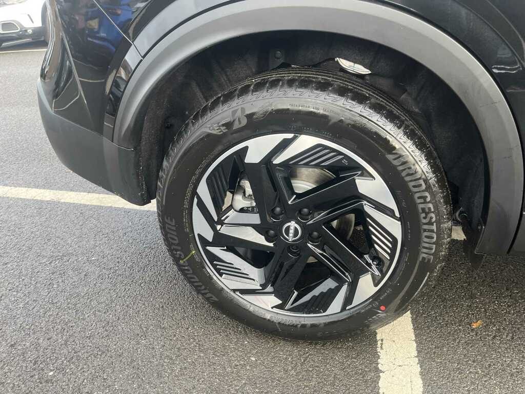 Nissan Qashqai 1.3 Dig-t Mh N-connecta ND75LUF Black #6