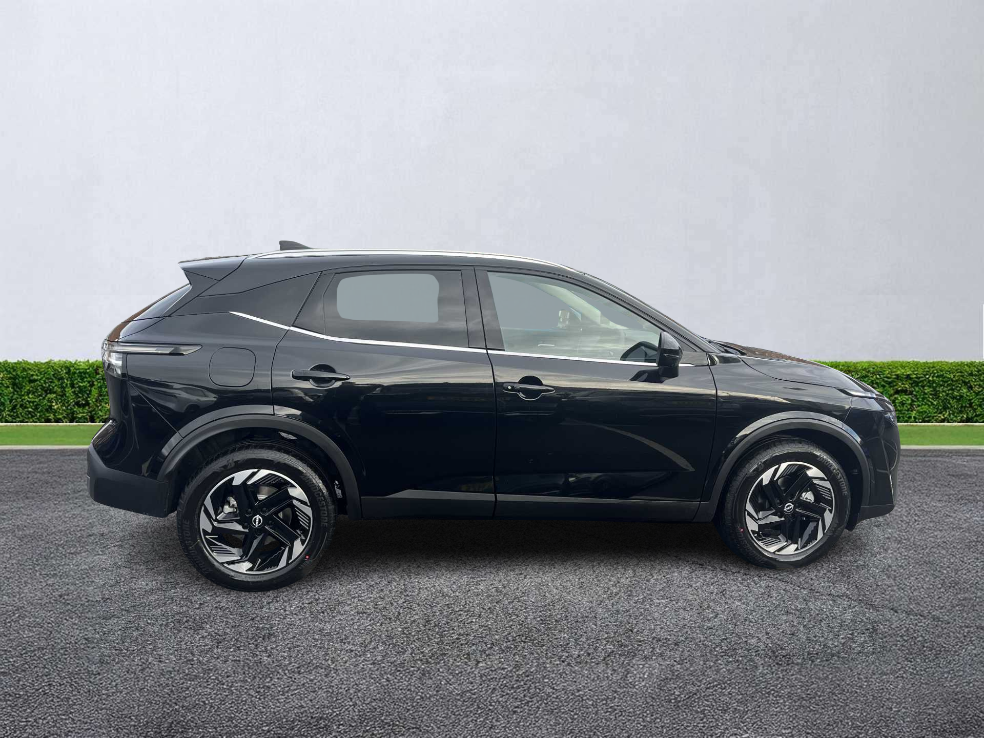 Nissan Qashqai 1.3 Dig-t Mh N-connecta ND75LUF Black #3